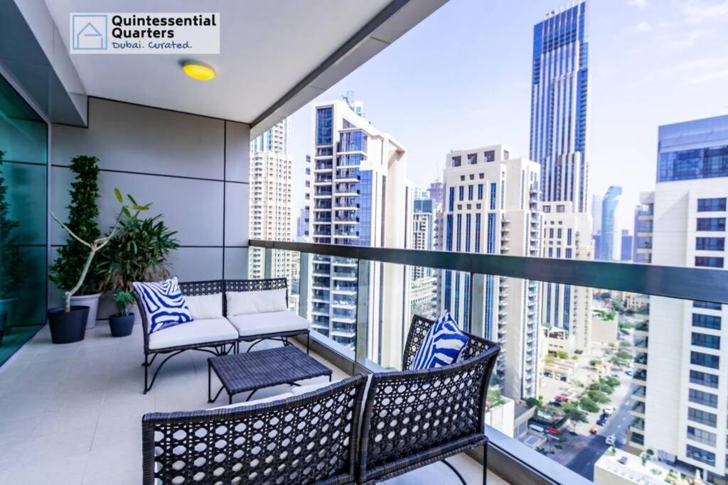 دبي Downtown Cozy Home + Partitioned Living Room المظهر الخارجي الصورة